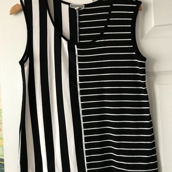 Pleione Striped T-shirt - Picture 4 of 6